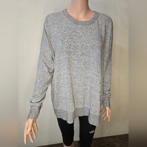 aerie oversized sweatshirt Gray Size Medium - Picture 5 of 7
